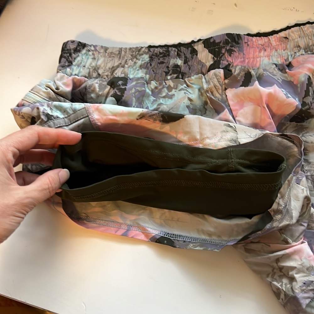 Fabletics Athletic Shorts - Built in Spandex - Floral w Hunter Green Spandex - Picture 6 of 6